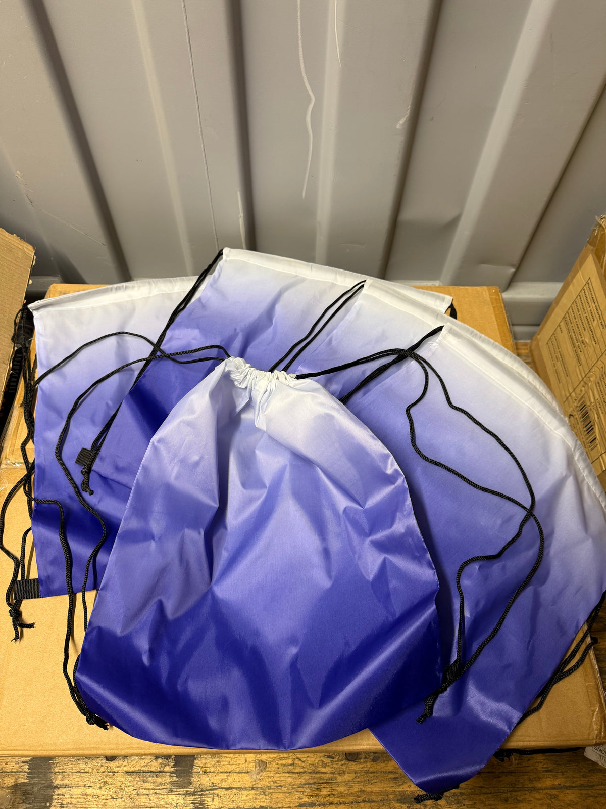Pack of 20 ombré polyester drawstring bags 34x41cm