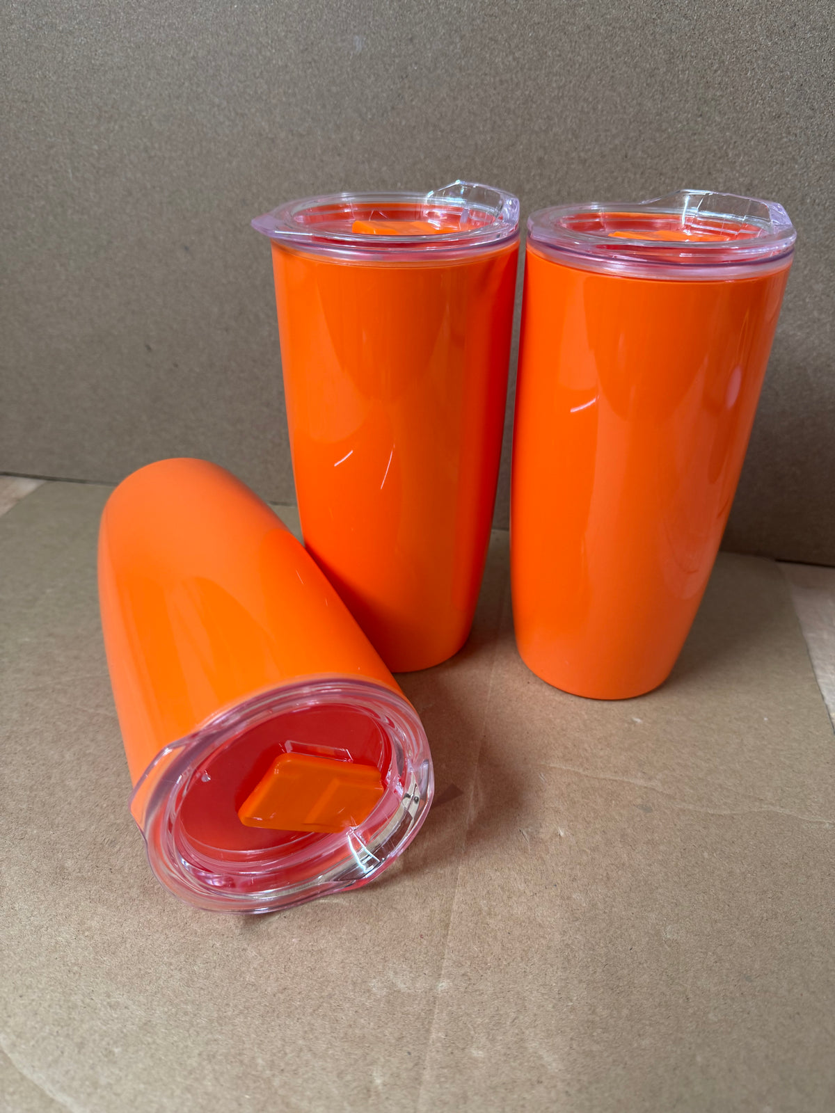 ** Weekend Deal ** Full box of 36 plastic thermal tumbler Green/Orange